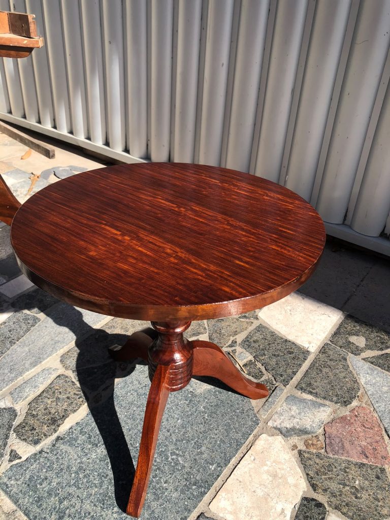 Mesa de Centro – Verniz